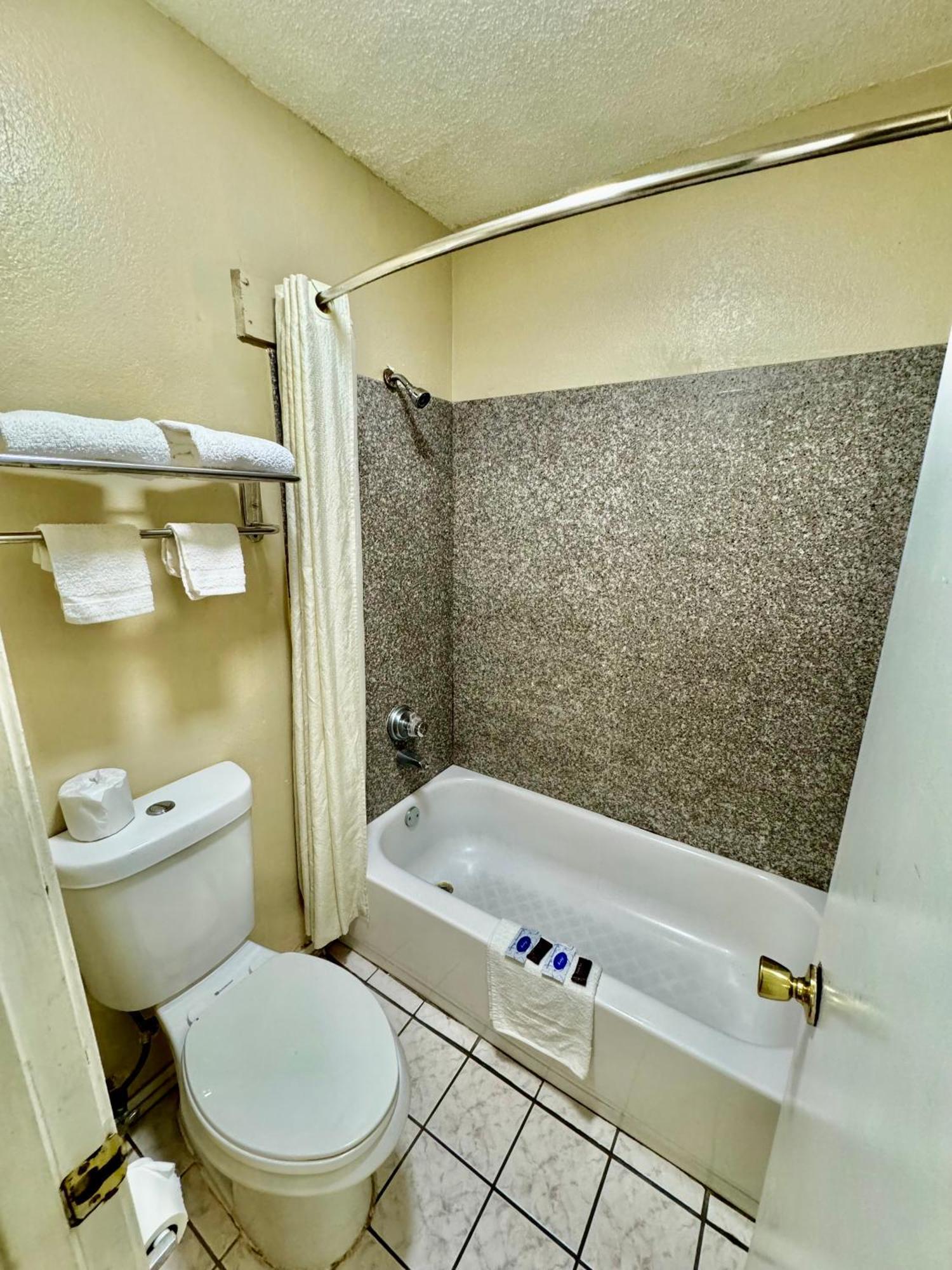 Seagoville Inn エクステリア 写真